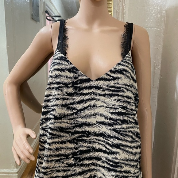 Express Black and Cream Animal Print Lace Cami - Picture 3 of 8